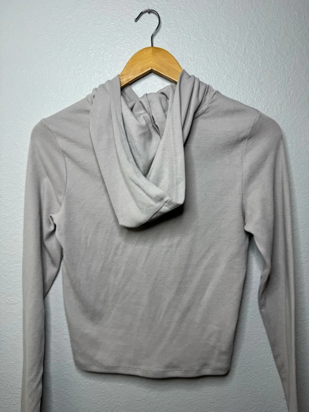 New Wild Fable Gray Hooded Long-Sleeve Top In Medium - Picture 8 of 15